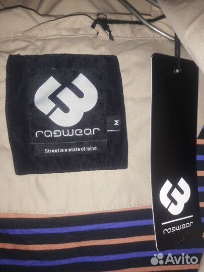 Ветровка новая