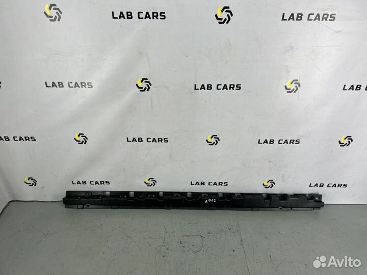 Опора порога левая Bmw X5 E70 N52 N52B30AF 3.0I