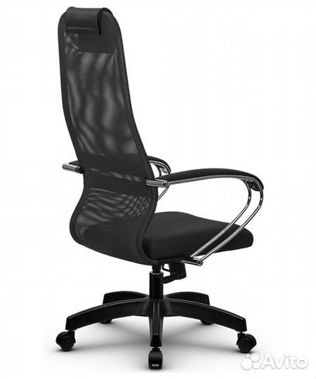 Офисное кресло