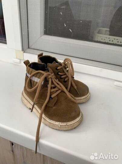 Детские ботинки весна