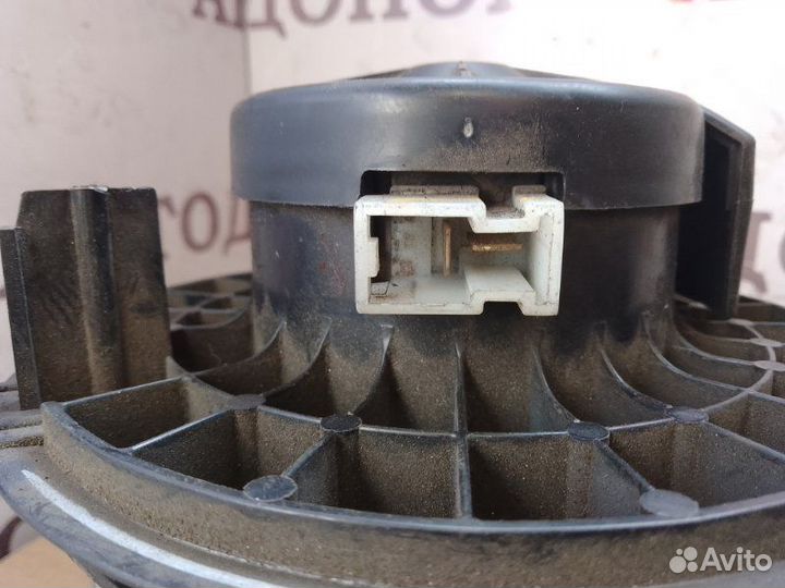 Моторчик печки Nissan Tiida 1.8