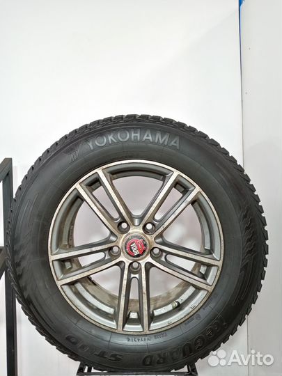 Yokohama Ice Guard Stud IG55 215/65 R16