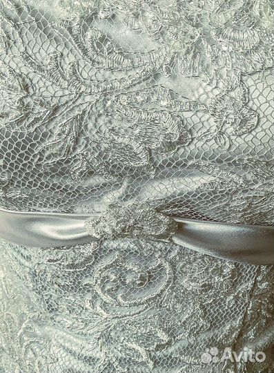 Свадебное платье молочное со шлейфом 42-44