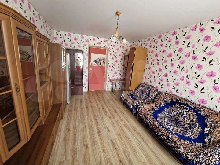 Комната 18 м² в 4-к., 2/5 эт.