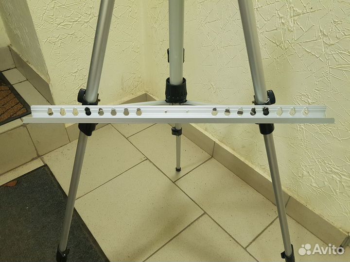 Мольберт телескопический