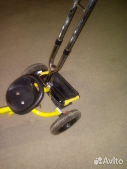 Детский трехколесный велосипед бу