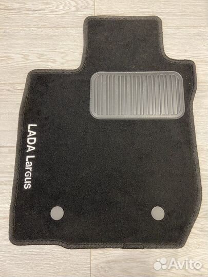 Оригинальные текстильные ковры LADA Largus