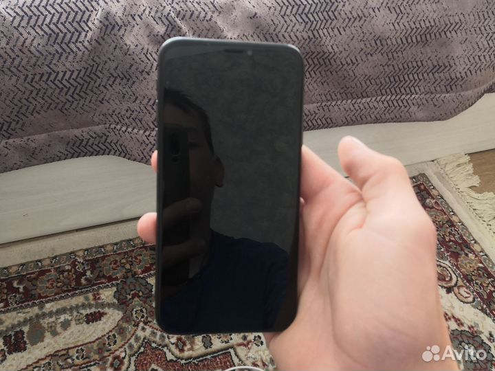 iPhone X, 64 ГБ