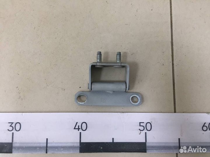 Петля двери багажника Kia Sportage 3 SL 2010-2015