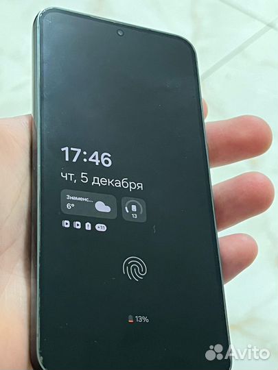 Samsung Galaxy S23, 8/256 ГБ