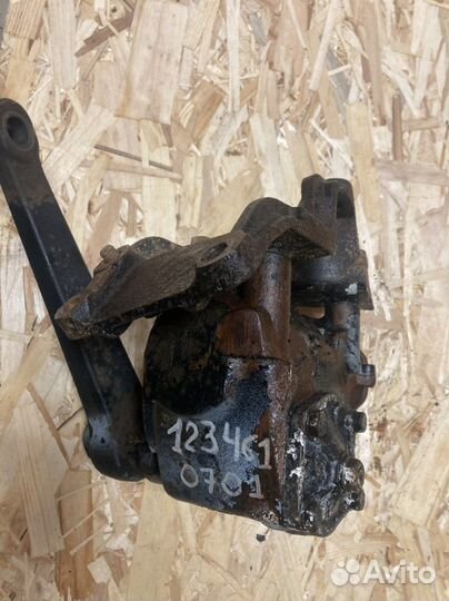 Рулевой редуктор Mercedes w123 461 0701