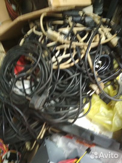Кабели hdmi-hdmi и нdmi-DVI (длинные 10 м)