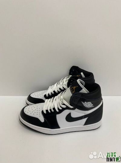 Nike Air Jordan 1 High Panda Winter