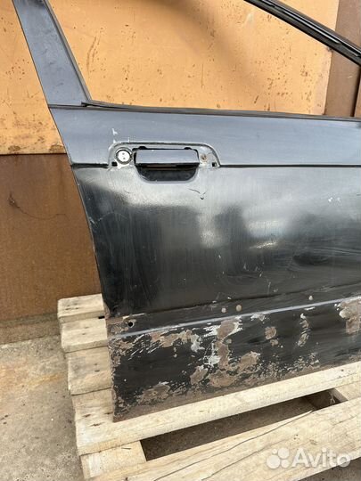 Передняя правая дверь bmw e36 бмв е36
