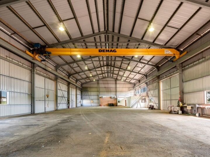 Сдам складское помещение, 2054 м²