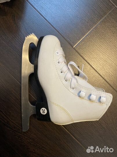 Фигурные коньки