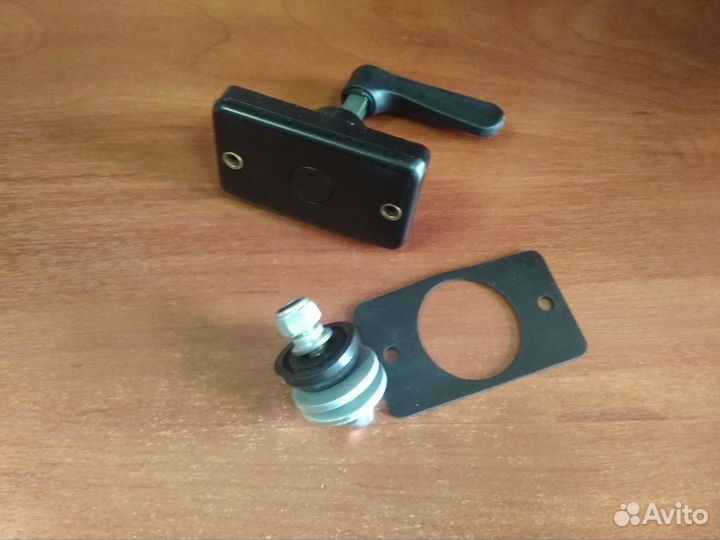 Фиксатор бокового стекла JCB 3CX 4CX 331/31071