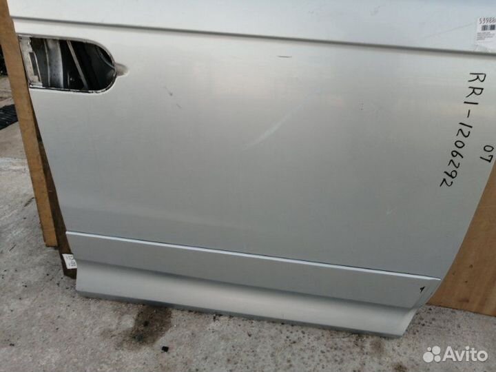 Дверь передняя правая Honda Elysion RR1