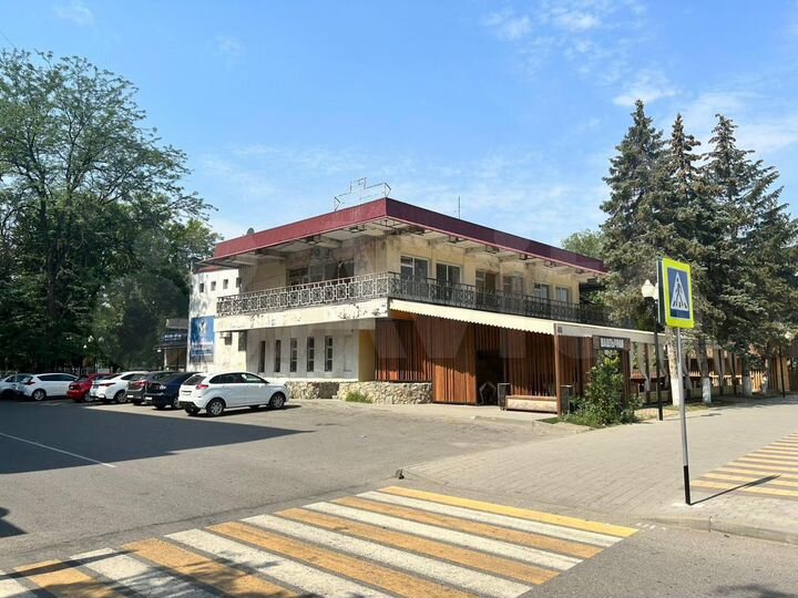 Общепит, 1000 м²