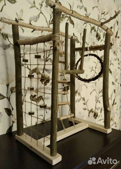 Игровой стенд для попугая