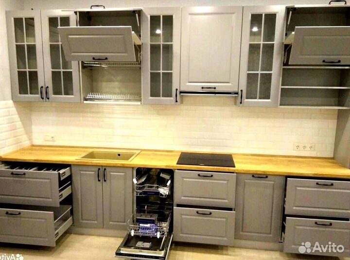 Кухонный гарнитур 