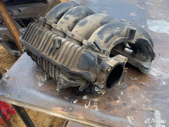 Впускной коллектор Renault Koleos,Nissan 2.5