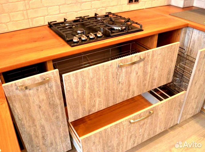 Кухня фабричного качества на заказ