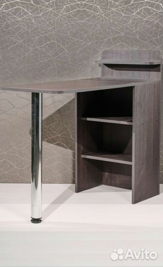 Маникюрный стол складной