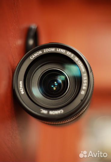Объектив Canon ef-s 18-135mm 3.5-5.6 is