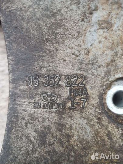 Кронштейн компрессора Chevrolet Lacetti, Aveo