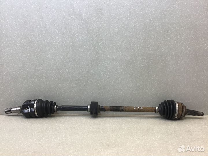 Полуось передняя правая Toyota Avensis II 2003-200