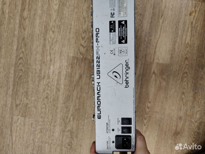 Микшерный пульт behringer ub1222fx-pro