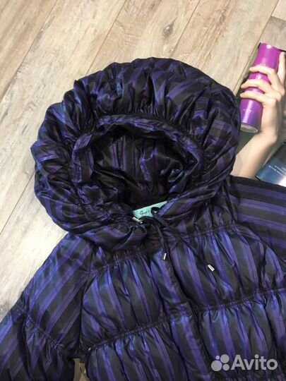 Пуховик оригинал Guess by Marsiano