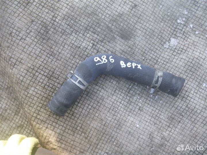 Патрубок радиатора Toyota Land Cruiser UZJ100