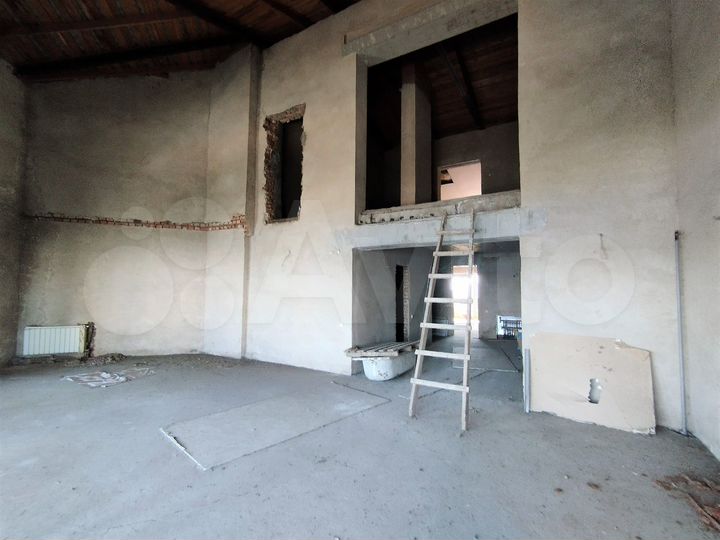 3-к. квартира, 208,2 м², 5/6 эт.