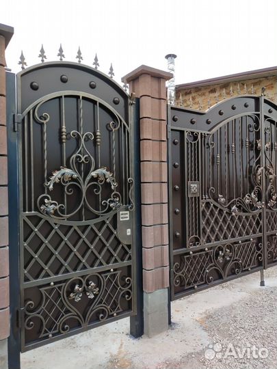 Кованые ворота