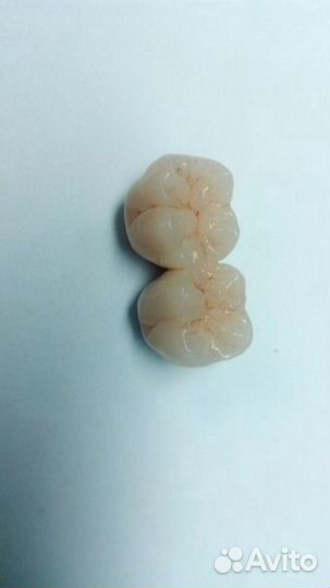 Зубной техник