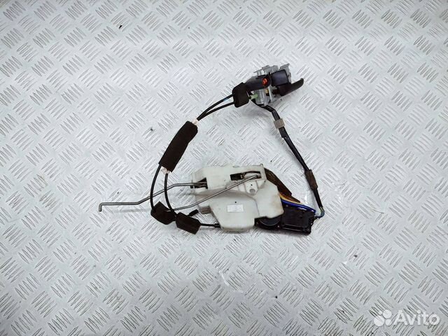 Замок двери передней левой Mazda MX-5 NB рест