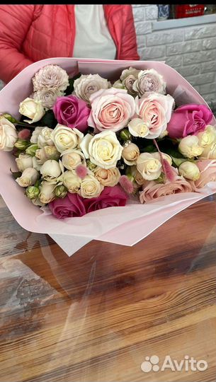 Живые цветы букеты/букет цветов