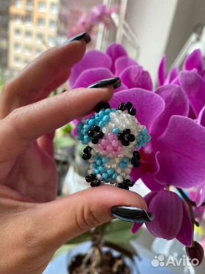 Коровка - амигуруми (фигурка из бисера)