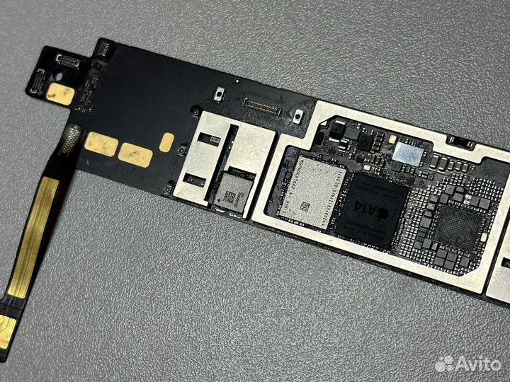 Apple iPad air 2020 (материнская плата )