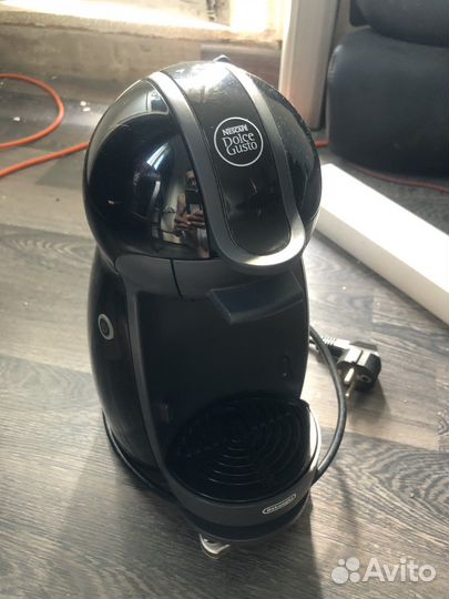 Капсульная кофемашина dolce gusto DeLonghi