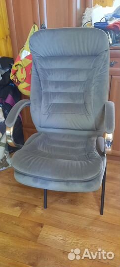 Перетяжка офисного кресла 5500 с материалом