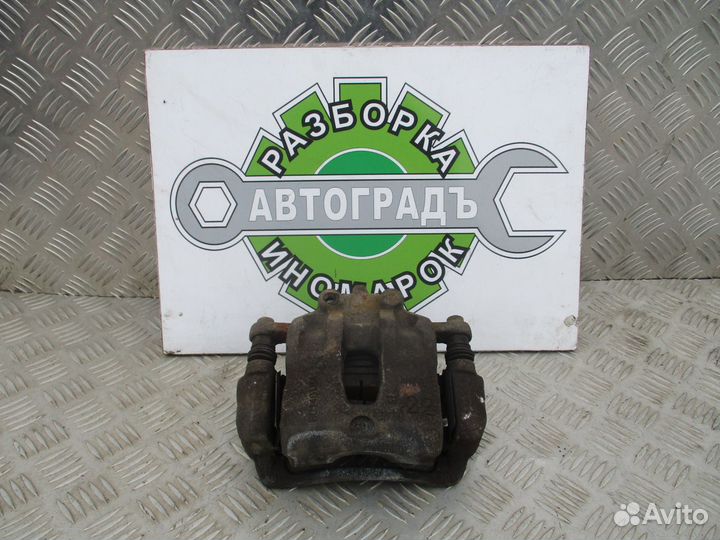 Суппорт передний правый Kia Rio 3 2012г