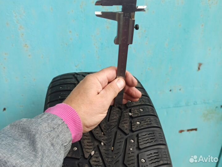 Nokian Tyres Hakkapeliitta 7 235/45 R17