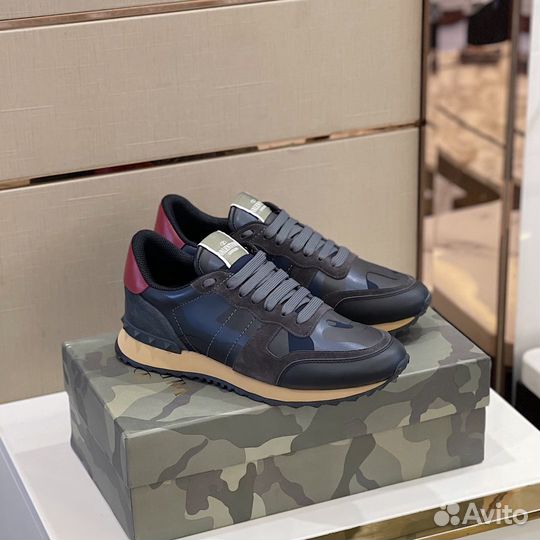 Кроссовки мужские Valentino Garavani Rockrunner