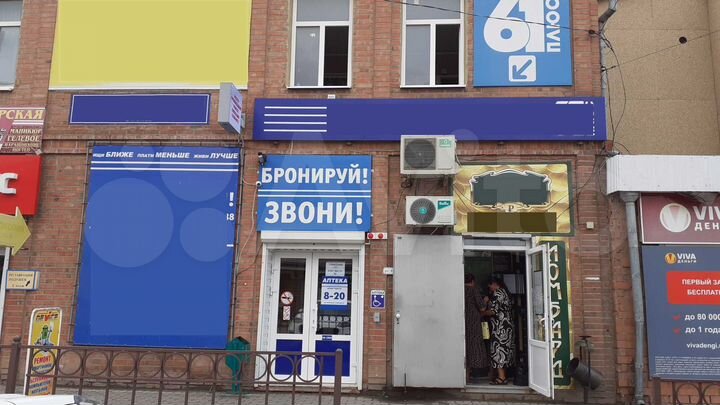 Сальск, торговое место, 8 м²