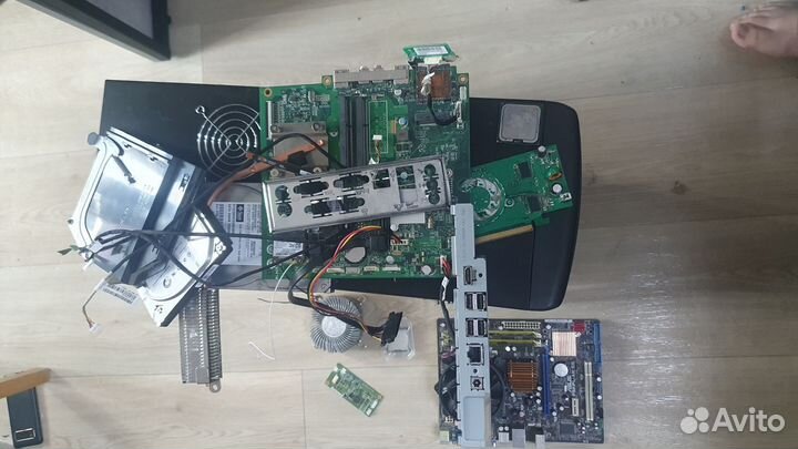 Лот из кучи комплектующих для пк