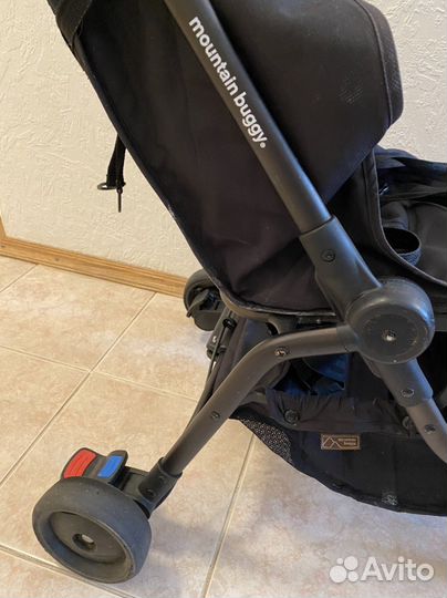 Коляска Mountain Buggy nano для путешествий
