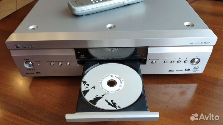 Pioneer DVD Player DV-989AVi